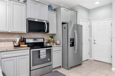 9216 Hillcroft Drive, Riverview FL - photo 7 of 45