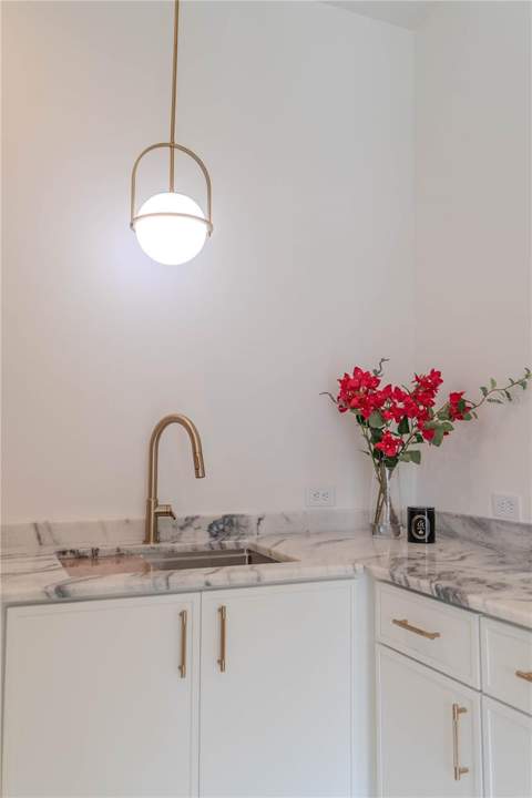 4414 W Lawn Avenue, Tampa FL - photo 14 of 97
