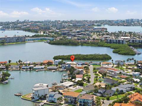 1421 Sea Gull Drive, St Petersburg FL - photo 15 of 53