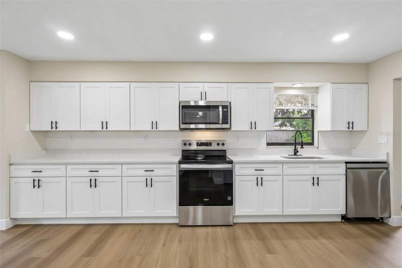 4 bedroom Single Family Residence at 612 Rodney Drive, Barclay Woods 2nd Add, Altamonte Springs — photo 5