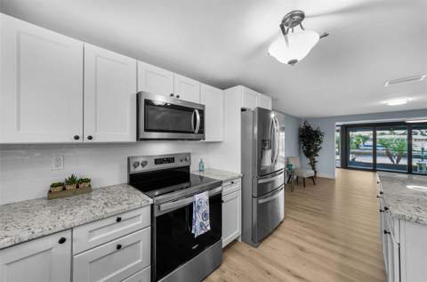 4946 Blue Heron Drive, New Port Richey FL - photo 24 of 87