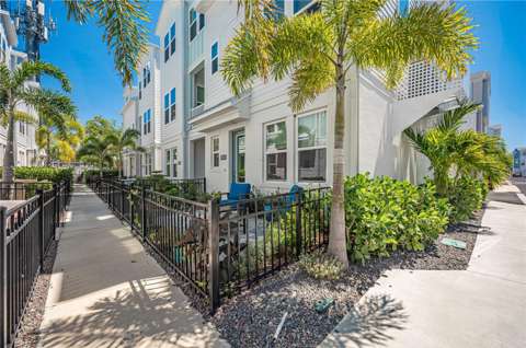 2400 Ezzell Court, home for sale in Sarasota 34237