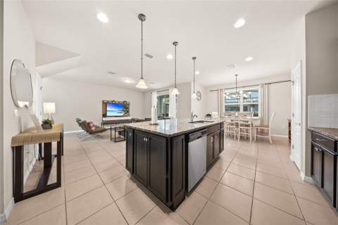 8904 Prague Way, Kissimmee FL - photo 13 of 61