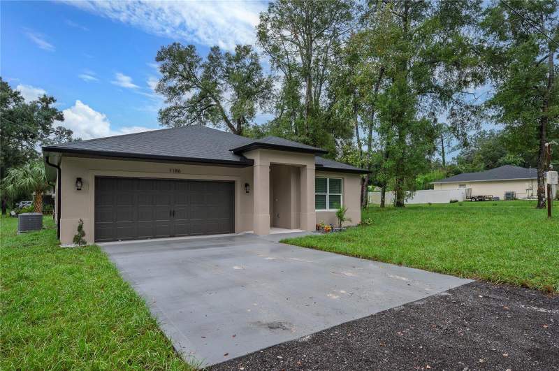 3 bedroom Single Family Residence at 1186 7th Street, West Highlands, Orange City — photo 3