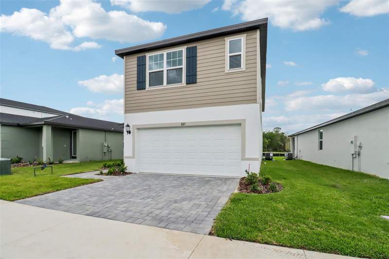 4 bedroom Single Family Residence at 807 Sunshower Drive, The Reserve At Hammock Oaks, Lady Lake — photo 3