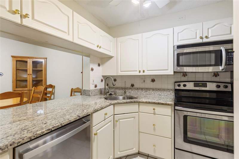 2 bedroom Condominium at 3232 Lake Pine Way #B1, Pine Ridge At Lake Tarpon Village, Tarpon Springs — photo 5