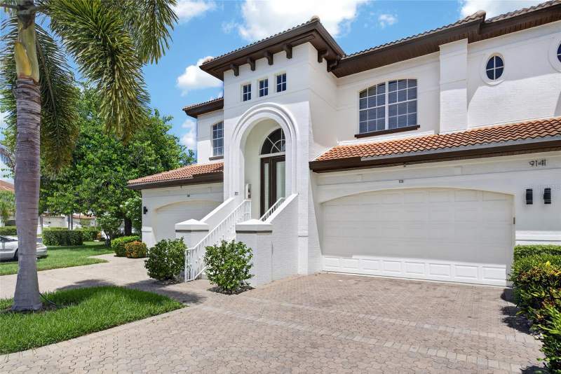 2 bedroom Villa at 9141 Los Lagos Court #101, Puesta Del Sol At Las Brisas, Bonita Springs — photo 2