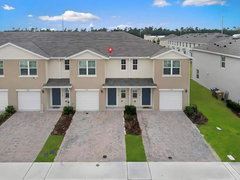 3 bedroom Townhouse at 2798 Brie Hammock Bend, Harmony West Twnhms, Harmony — photo 3