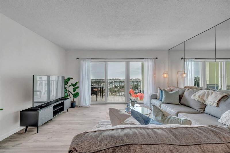 2 bedroom Condominium at 400 64th Avenue #907 W, Three Palms Pointe, St Pete Beach — photo 3