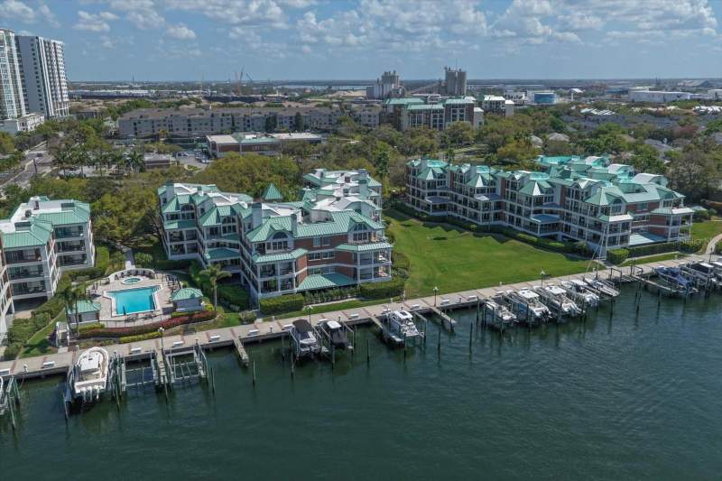 bedroom Dock-Rackominium at 0 Seddon Cove Way #19, Harbor Island Marina Ph 1, Tampa — photo 5