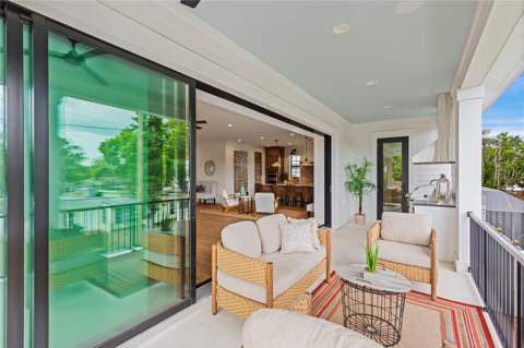 220 90th Avenue, St Petersburg FL - photo 6 of 85