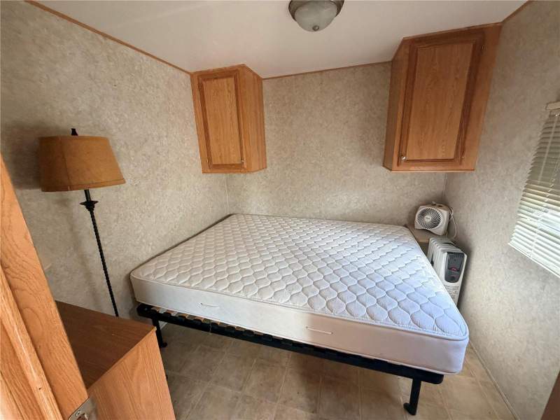 1 bedroom Manufactured Home at 38212 Kingbird Way, Palm Shores Rv Resort Lt 136 Amd, Leesburg — photo 4