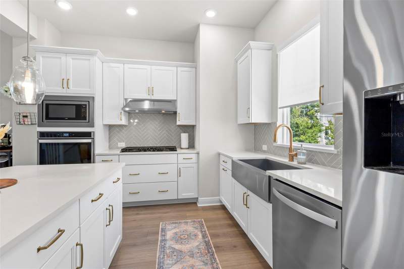 3 bedroom Townhouse at 206 S Tampania Avenue #6, South Tampania Twnhms, Tampa — photo 4