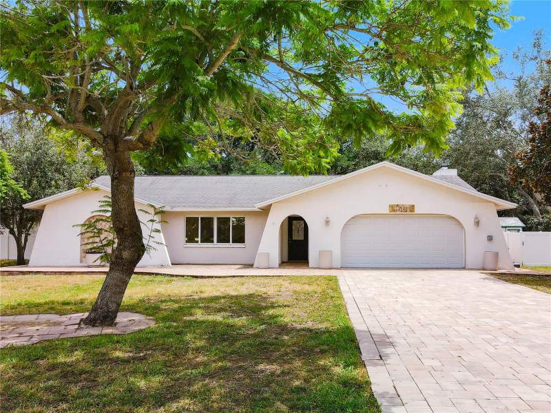 2 bedroom Single Family Residence at 1601 GULF ROAD, GULF VIEW PARK ADD, TARPON SPRINGS — photo 1