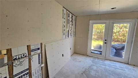 5519 Denver Street, St Petersburg FL - photo 15 of 58