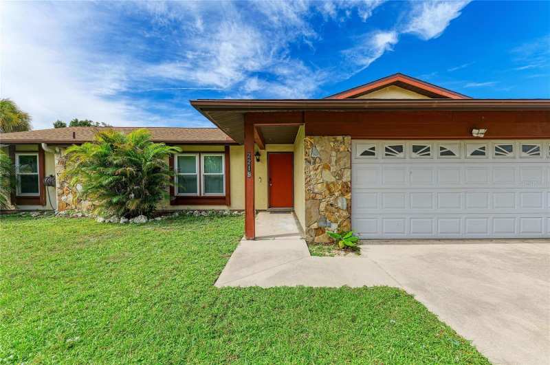3 bedroom Single Family Residence at 2219 Lockwood Meadows Circle, Lockwood Meadows, Sarasota — photo 1