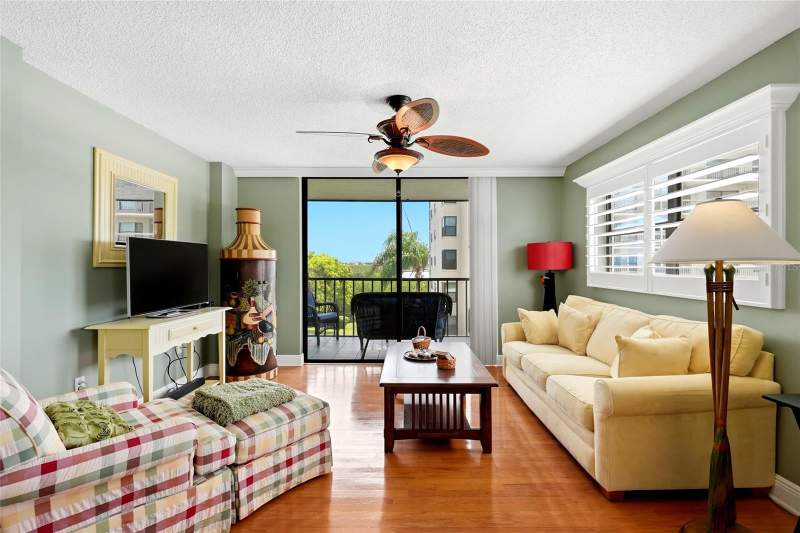 2 bedroom Condominium at 1328 Pasadena Avenue #308, Pasadena Cove Condo, South Pasadena — photo 3