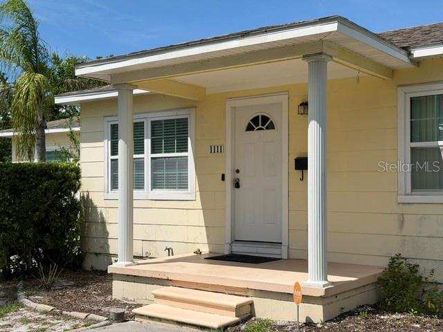 3 bedroom Single Family Residence at 1111 Asturia Way, Lakewood Estates Sec A, St Petersburg — photo 1