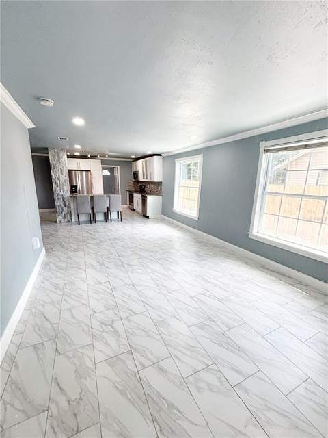 3427 16th Avenue, St Petersburg FL - photo 10 of 34