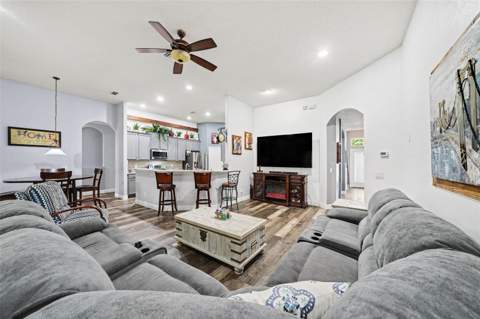 3105 Conrad Ct, Kissimmee FL - photo 7 of 31