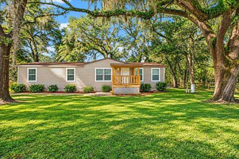 14420 SW Tustenuggee Avenue, home for sale in Fort White 32038