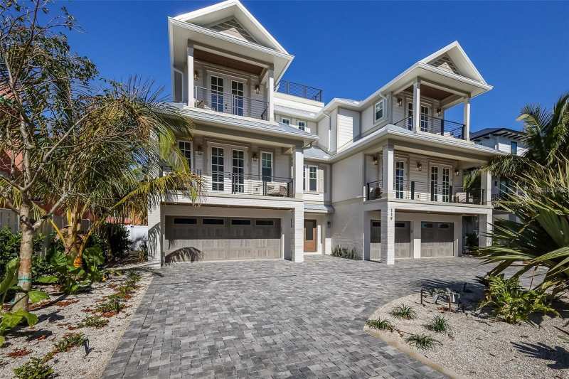 10 bedroom Single Family Residence at 119 McKinley Drive, Lido Beach, Sarasota — photo 1
