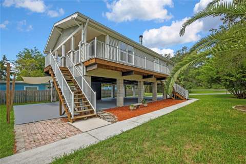 5610 Ramada Street, Weeki Wachee FL - photo 8 of 60