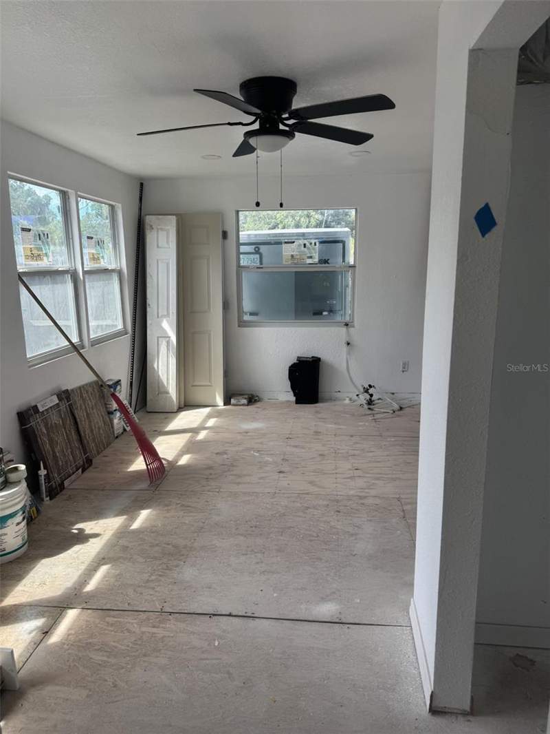 4 bedroom Single Family Residence at 205 Emerald Lane, Village Green Sub, Largo — photo 3