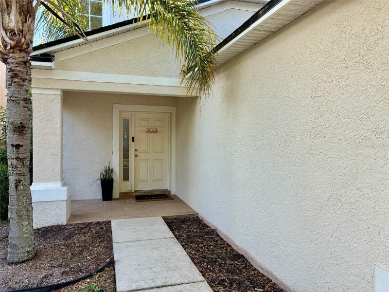 3 bedroom Single Family Residence at 8026 Carriage Pointe Drive, Carriage Pointe Phase 1, Gibsonton — photo 2