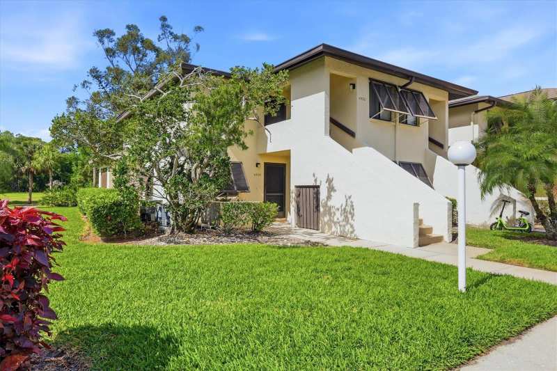 1 bedroom Condominium at 4528 Longwater #35, Longwater Chase / The Meadows, Sarasota — photo 1