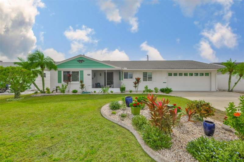 2 bedroom Single Family Residence at 1520 Danbury Drive, Del Webbs Sun City Florida Un, Sun City Center — photo 4