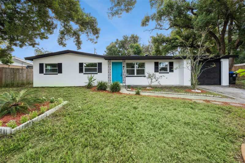 4 bedroom Single Family Residence at 3500 Sutton Drive, Magnolia Estates, Orlando — photo 1