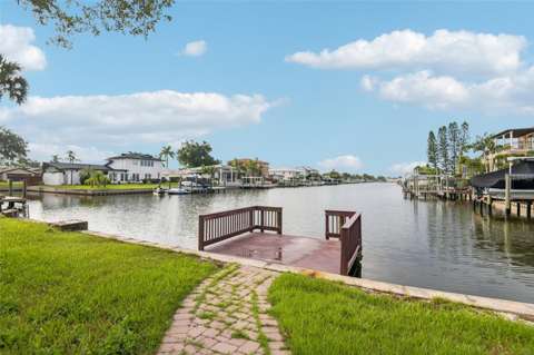4008 Dana Shores Drive, home for sale in Tampa 33634