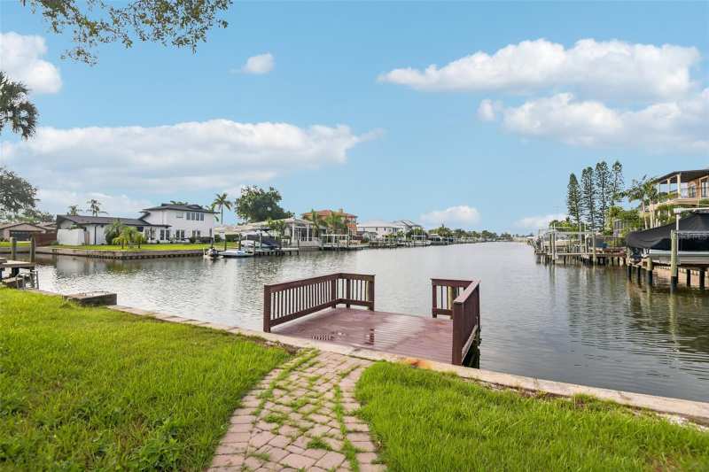 3 bedroom Single Family Residence at 4008 Dana Shores Drive, Unplatted, Tampa — photo 1