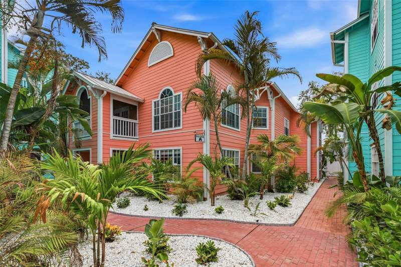 2 bedroom Condominium at 3002 W Cleveland Street #A8, Mallory Square A Condo, Tampa — photo 1
