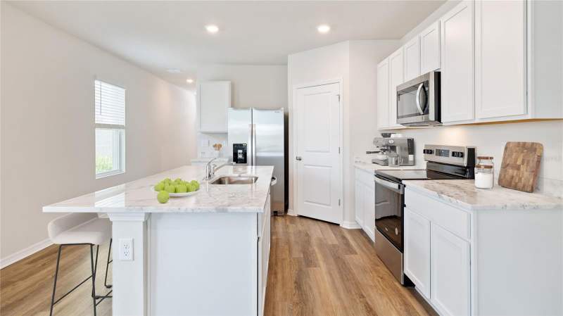 4 bedroom Single Family Residence at 4800 8th Avenue, Vinsetta Park, St Petersburg — photo 4
