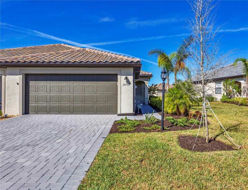 2 bedroom Villa at 15733 Sunny Day Drive, Lorraine Lakes Ph Iia, Bradenton — photo 1