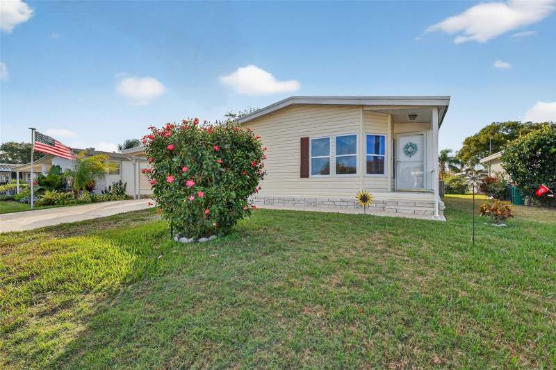 2 bedroom Manufactured Home at 3117 Manatee Road, Tavares Fox Run Mobile Home, Tavares — photo 4
