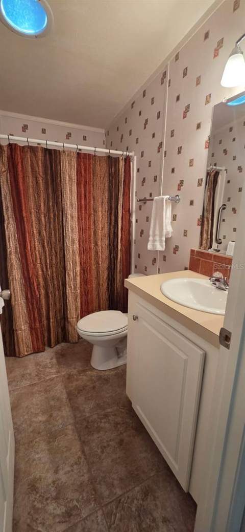 37437 Gill Avenue, Zephyrhills FL - photo 17 of 19