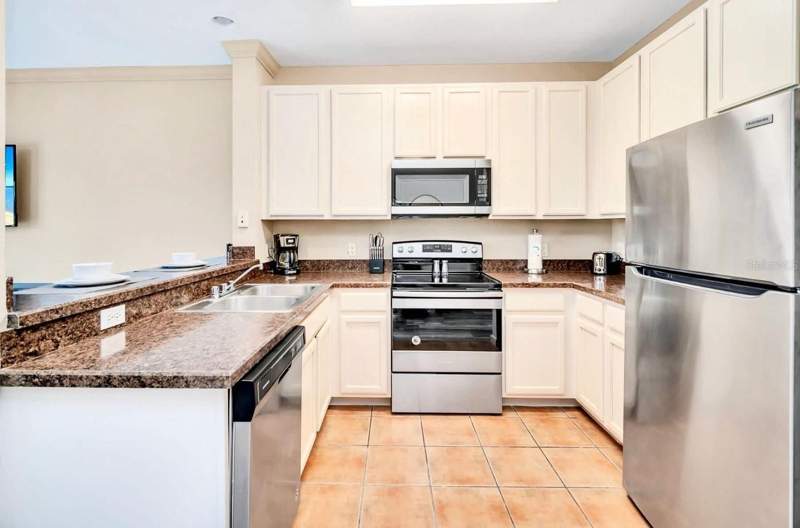 2 bedroom Condo - Hotel at 14200 Avalon Road #426, Palisades, Winter Garden — photo 4