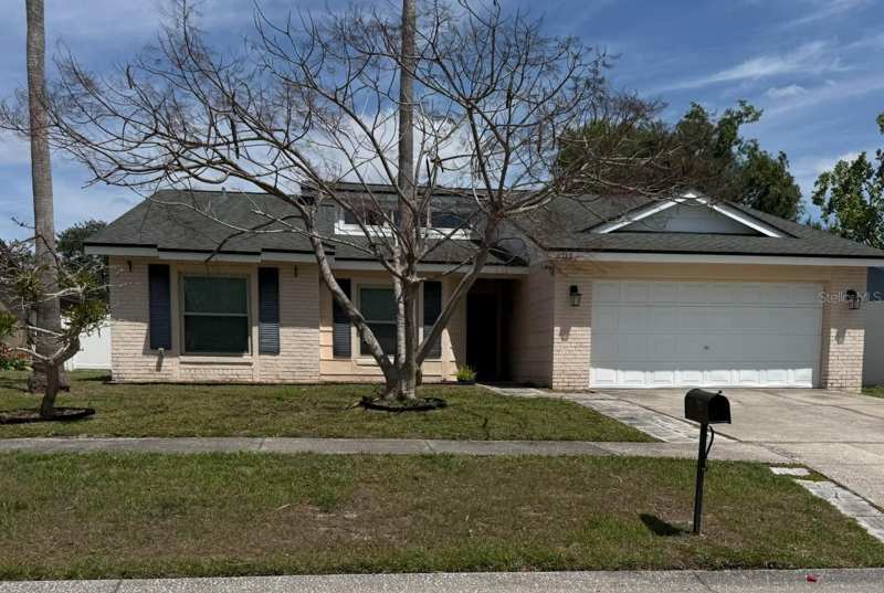 3 bedroom Single Family Residence at 712 Hazy Meadow Court, Lakeview Village Sec C Uni, Brandon — photo 1