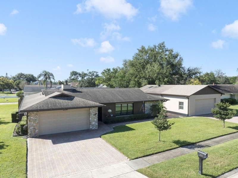 4 bedroom Single Family Residence at 4520 Ironstone Circle, Gatlin Grove, Orlando — photo 2