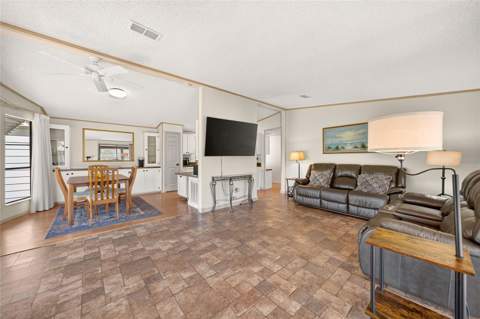 1712 W Schwartz Boulevard, The Villages FL - photo 16 of 71