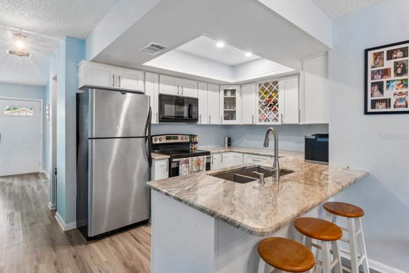 3 bedroom Single Family Residence at 1211 Crossbow Lane, Gulfview Ridge, Tarpon Springs — photo 3