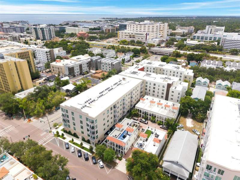 2 bedroom Condominium at 600 3rd Avenue #302, Castille Urbana Condo, St Petersburg — photo 4
