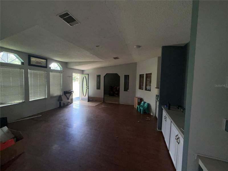 3 bedroom Manufactured Home at 11316 McMullen Road, Tropical Acres Area, Riverview — photo 4