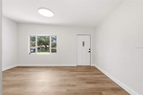 1300 Morningside Street, Mount Dora FL - photo 7 of 32