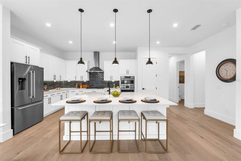 4 bedroom Single Family Residence at 1534 Miller Avenue, Lawndale, Winter Park — photo 3