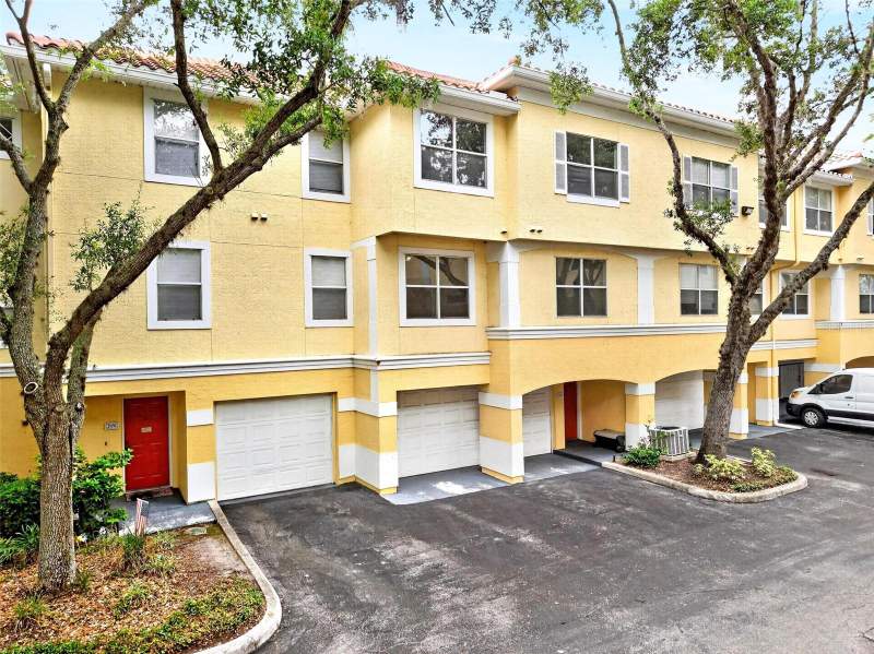 2 bedroom Condominium at 2847 Shadow View Circle #2847, Visconti East Bldg 27, Maitland — photo 2