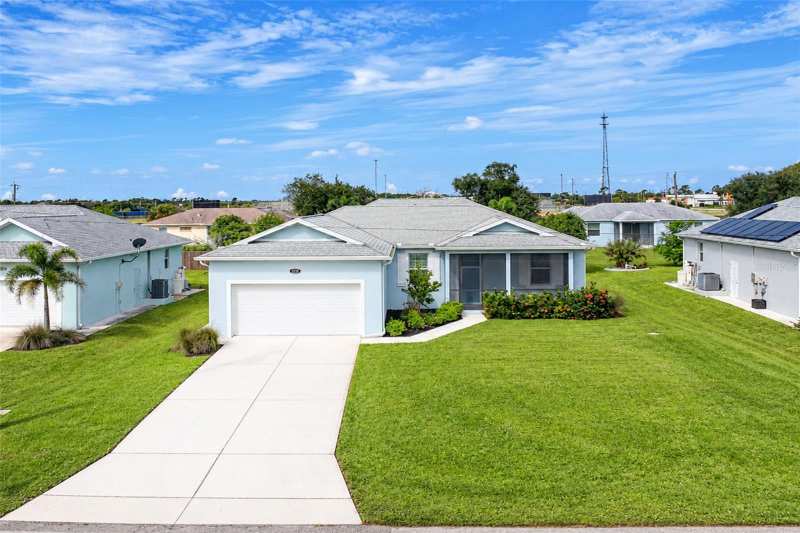 3 bedroom Single Family Residence at 2181 Wakefield Street, Port Charlotte Sec 046, Port Charlotte — photo 1